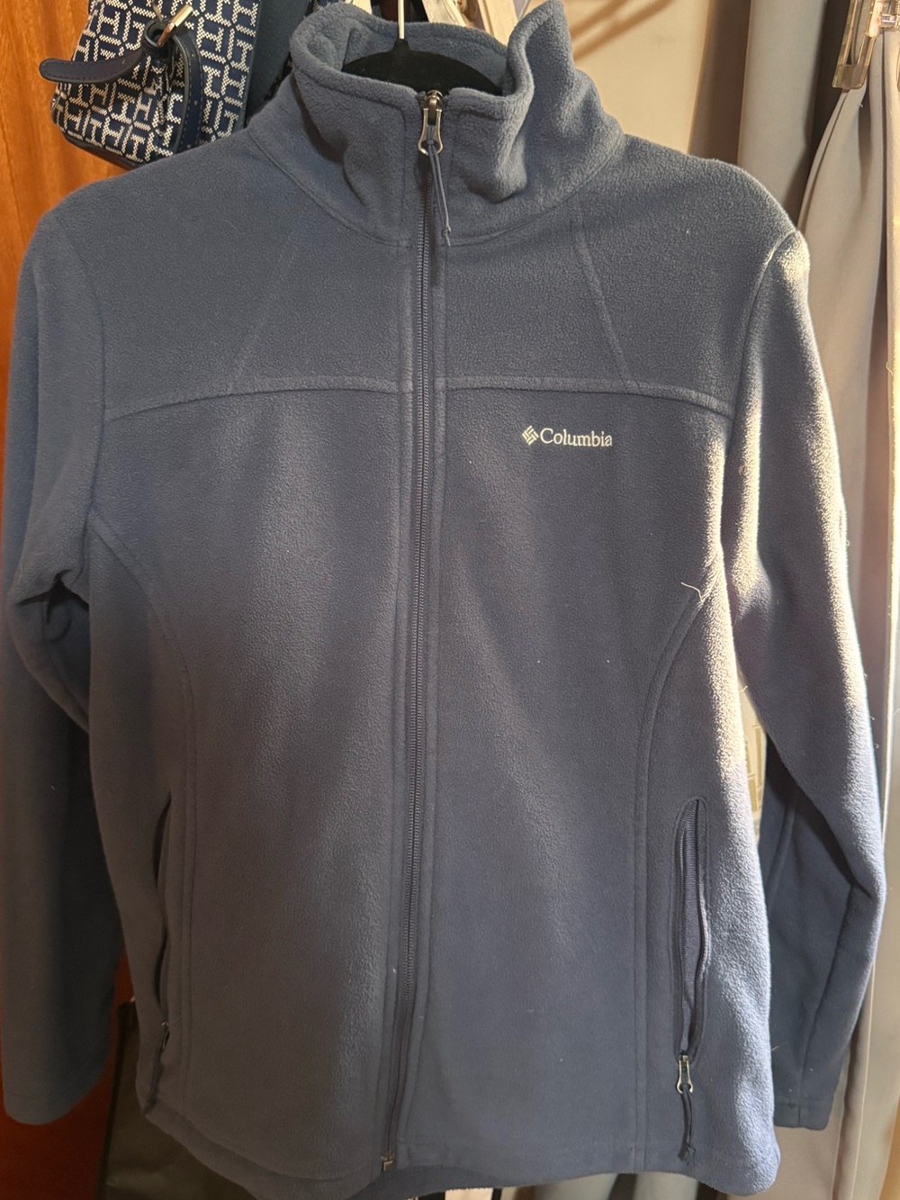 Columbia Navy Blue Fleece Jacket with Light Blue Accent